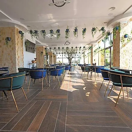 Hotel Sir Royal Bucharest
