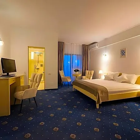 Sir Royal Hotel 4*
