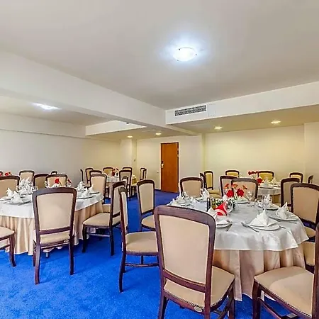 Sir Royal Hotel